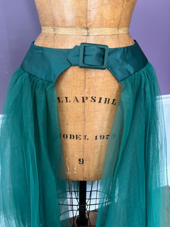 Chic 60s Tulle Belted Skirt in Emerld Green - image 3