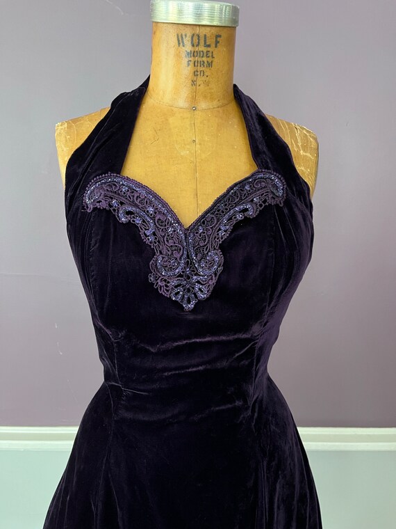 80s 90s Velvet Halter Cocktail Dress with Sequins… - image 2