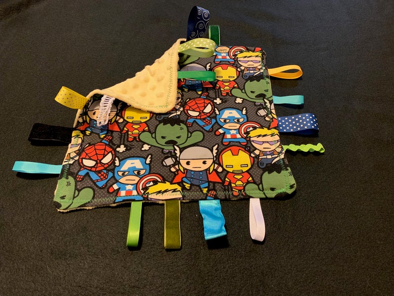 Custom design baby taggie blanket!