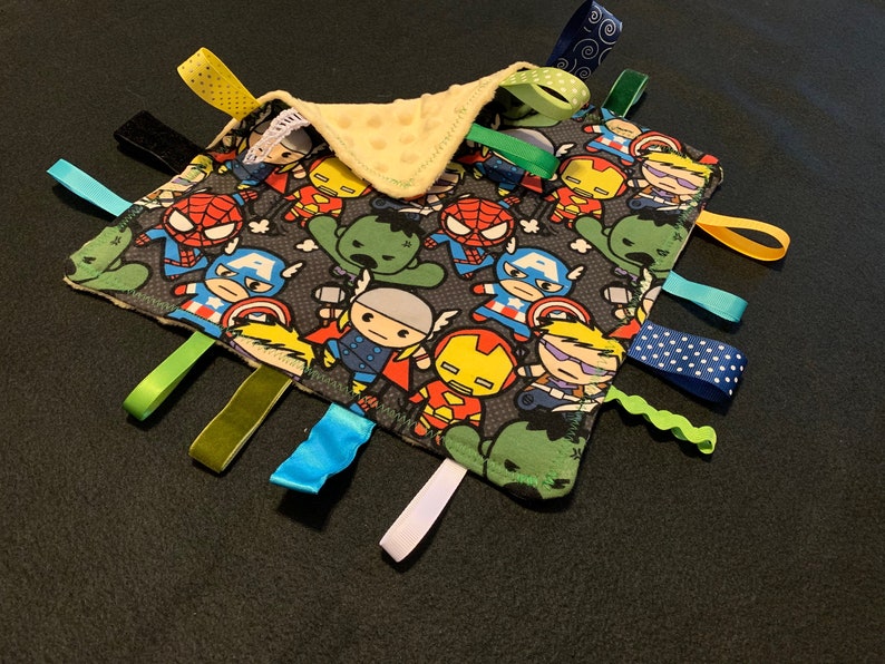 Custom design baby taggie blanket!