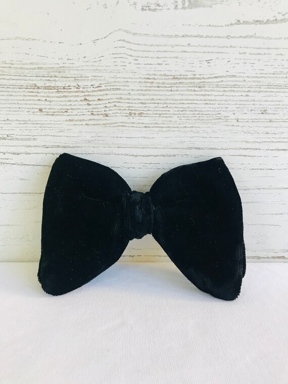Vintage Ormond Colonel Velvet Bow Tie, Clip On
