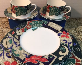 Pasha&#39;s Palace by CHRISTOPHER STUART (4) Dinner, (3) SALAD, (2) Cup & Saucer Sets
