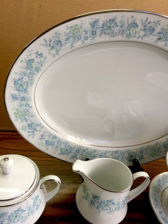 Fruit Bowls Cup and Saucer Sets 6 Sugar and Creamer Set, 2 Noritake Milford Oval Platter and