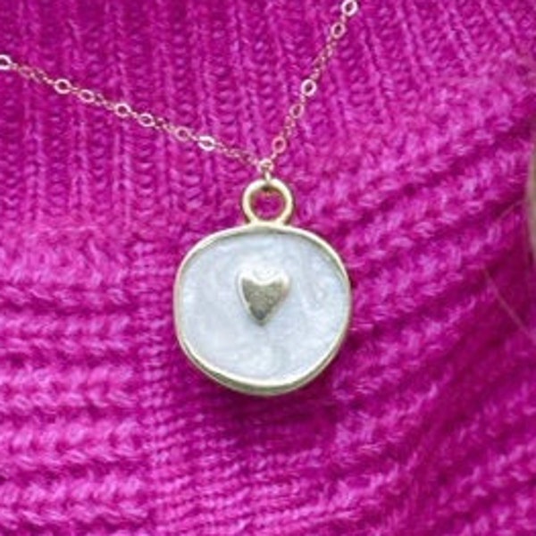 Enamel Heart necklace, heart necklace, heart pendant gold necklace, heart necklace dainty heart necklace, Valentine Necklace, Heart Necklace