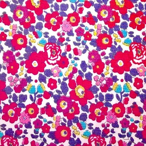 Liberty Fabric Scrap  10&quot; Square BETSY ANN Red Floral ~ Craft Sewing Patchwork Quilting