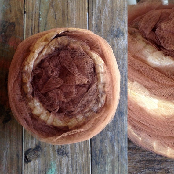 Vintage Pillbox Hat Cloche, Lush Textured Mauve Ta