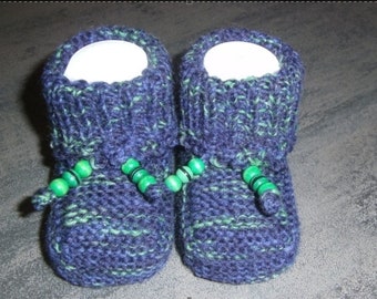 Knitting instructions, baby shoes (German language only)