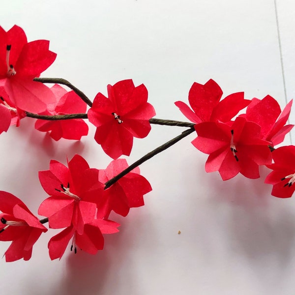 Branches de cerisier japonais en origami Fleurs de sakura rouge camélia pour composition bouquet fleur, décoration table mariage, baptême