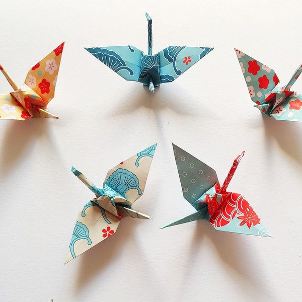 Lot de 7 grues Japon éternel bleu en origami à personnaliser pour décoration table mariage baptême et création mobile DIY enfant