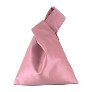 Knotentasche aus Dupionseide in rosa
