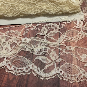 Ivory Lace Trim, Vintage, Shabby Chic, Junk Journal, Vintage Lace, Junk Journal, Mixed Media, Scrapbooking, Embellishments, Snippets