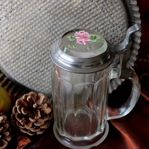 Beer mug, glass mug with rose decoration lid and pewter fitting, antique beer mug, country house decoration