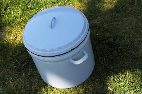 Einkochtopf, Einmachkessel, Emaille Einwecktopf, Gartendeko, Gartenlaube, Vintageküche 60er Jahre, Pflanzgefäß, Landhausdeko