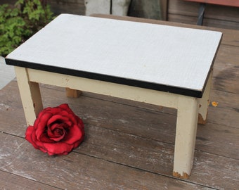 Pouf, bois laqué, pouf shabby chic, tabouret, tabouret fleur