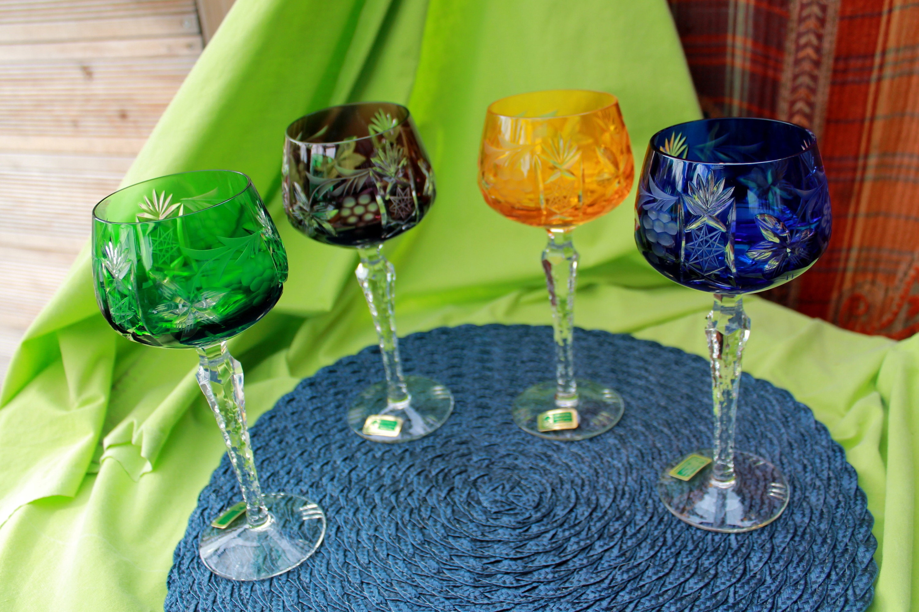 4 Weingläser, Römergläser, Kristallglas, buntes Glas Thüringen, Böhmisches Glas, DDR Glasserie