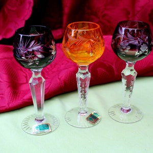 3 liqueur glasses, crystal glass, hand-cut colored glass, Lausitzer glass, GDR, Roman crystal, sherry glasses, goblet shape, sling star
