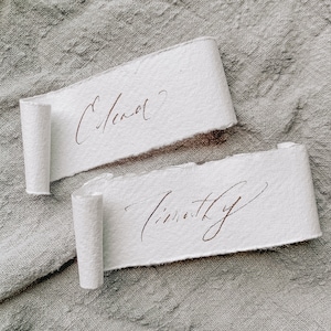 Scroll place card | handmade paper place card | Wedding escort cards | Torn Edge Name Place Cards | Table Setting Rustic Wedding