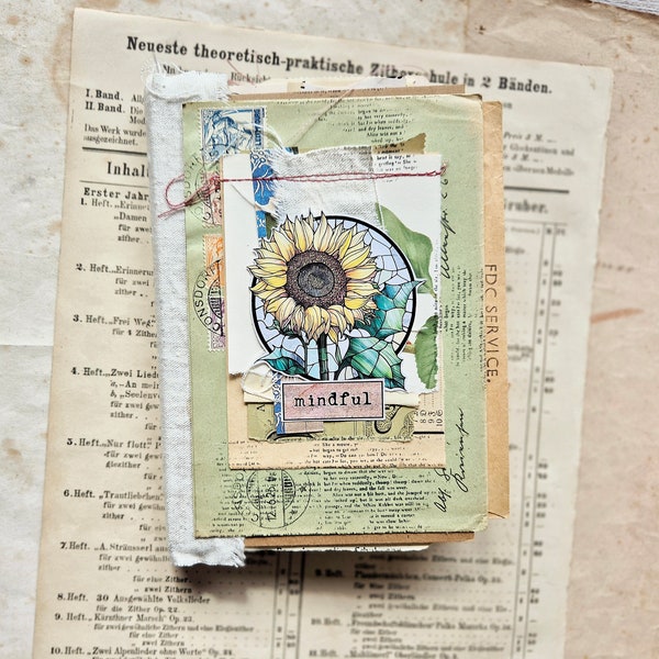 MINDFUL Mini Junk Journal aus altes Papier und Scrapbook Papier