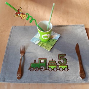 Stickdateien Geburtstagszug Applikation, Wagon mit Torte, große Zahlen im Anhänger, eigene Namen, 22 Motive, 37 Dateien RockQueenEmbroidery Bild 5