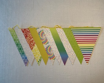 Pennant garland, 1.80 m, brightly colored, triangles made of paper