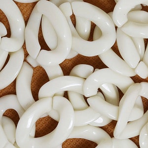 100pcs Acrylic Chain Links Open Link Size 23mmx17mm Plastic Chain Links Chunky Chain Links Twist Links Oval Links (ZKPJ017)