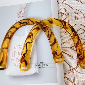 A pair of Acrylic Purse Handles Resin Handbag Handles (ST_BL_055)