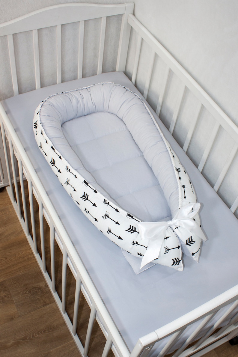 dock a tot in bassinet