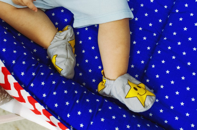 Toddler baby shoes Yellow stars baby moccasins Baby slippers New Toddler baby shoes Yellow stars baby moccasins Baby slippers New