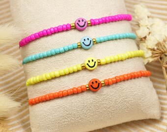 Armband Smiley Perlenarmband Freundschaftsarmband Happy Face Glücksbringer Geschenk Makramee geflochten Freundschaft Liebe Mitbringsel zart