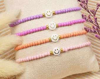 Armband Smiley Perlenarmband Freundschaftsarmband Happy Face Glücksbringer Makramee geflochten Geschenk Freundschaft Liebe Mitbringsel zart