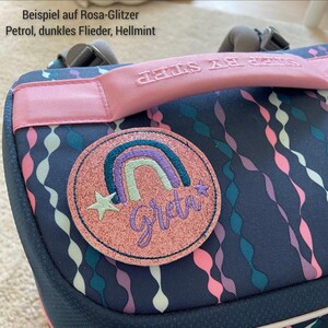 Glitzer Regenbogen mit Namen Schulranzen Klettie Patch Anhänger - viele Farben