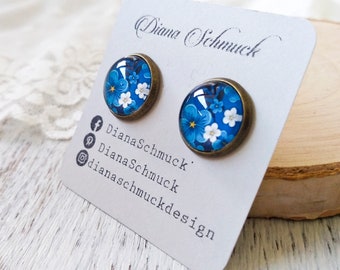 Blue Flower Earrings, White flower earrings, Colorful Earrings, Summer Boho Jewelry, post earrings, flower power, summer jewelry, floral