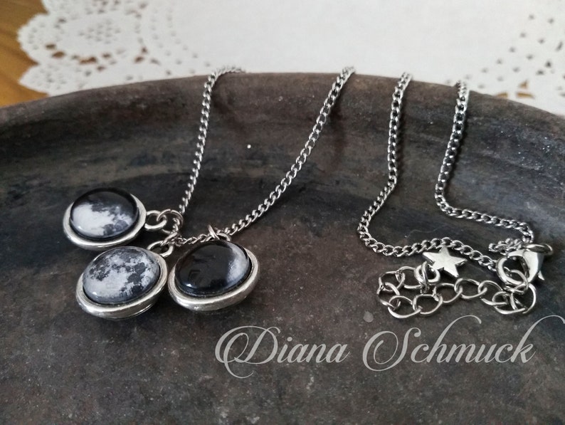 Collier de lune de naissance, 2 côtés, collier de phases de lune personnalisé, pendentif de phase de lune, système solaire, personnalisé, collier de lune, cadeau danniversaire image 2