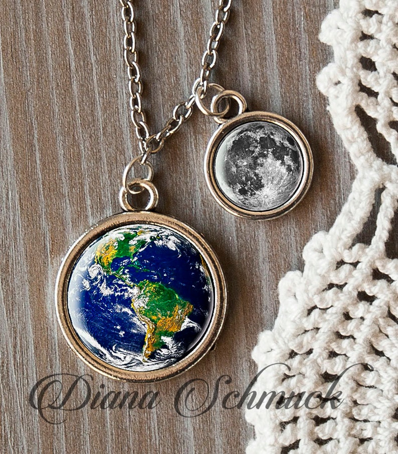 Earth and Moon necklace in silver, solar system necklace, earth necklace, moon necklace, space, galaxy, gift, for her image 2