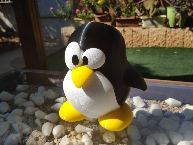 Tux The Penguin Linux Mascot Desk Organizer Planter Crystal Tux