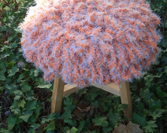 Stool with curly cover - crocheted handwork - salmon with fluff - nostalgia