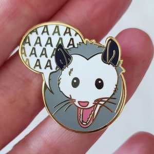 Screaming &quot;AAAAAA&quot; Opossum Pin
