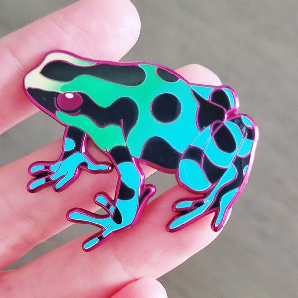 Dart Frog Enamel Pin