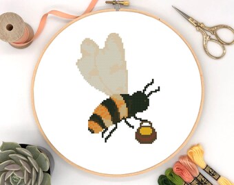 Mini cross stitch pattern Bee cross stitch pattern Counted cross stitch #249
