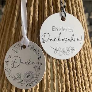 10 Anhänger Tags Papier rund 6cm Gastgeschenk Dankeschön Taufe Hochzeit Konfirmation Kommunion Danke Dankeschön Boho Blumenkranz