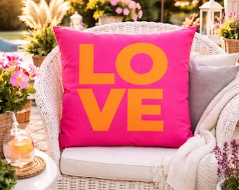 Personalized outdoor cushion cover LOVE Garden, garden decoration, balcony, water-repellent, cushion with name, pink cushion cover 50 x 50 cm
