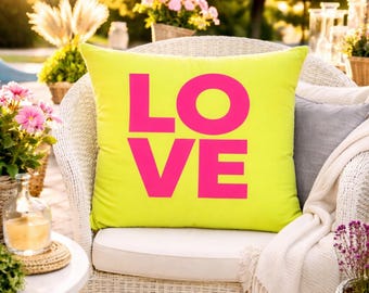 Personalized outdoor cushion cover LOVE Garden, garden decoration, balcony, water-repellent, cushion with name, lime green, cushion cover 50 x 50 cm