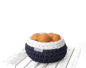 Panier de crochet en marine avec bord web