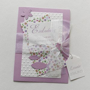 Personalisierte Einladung Kommunion Konfirmation flieder kleine Blümchen mit Anhänger (K3FL)