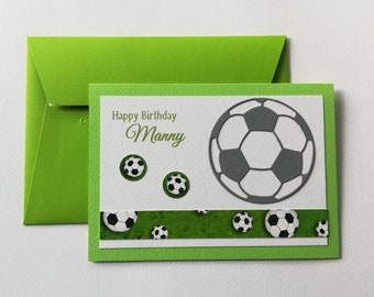 Glückwunschkarte zum Geburtstag **FUSSBALL** personalisiert hellgrün Klappkarte Querformat 10,5 x 14,8 cm G21