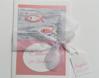 PERSONALISIERTE Einladung Konfirmation Kommunion Firmung rosa Pearl oder in anderen Farben Holzcharakter Fische Anhänger (K237-3)