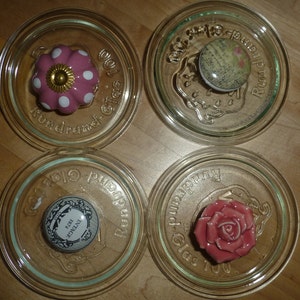 4 x couvercles en verre Weck avec auvent en porcelaine dont 1 x rose 2 x points de fleurs 1 x 1 x nostalgique 1 x police rose verte taille 100 image 1