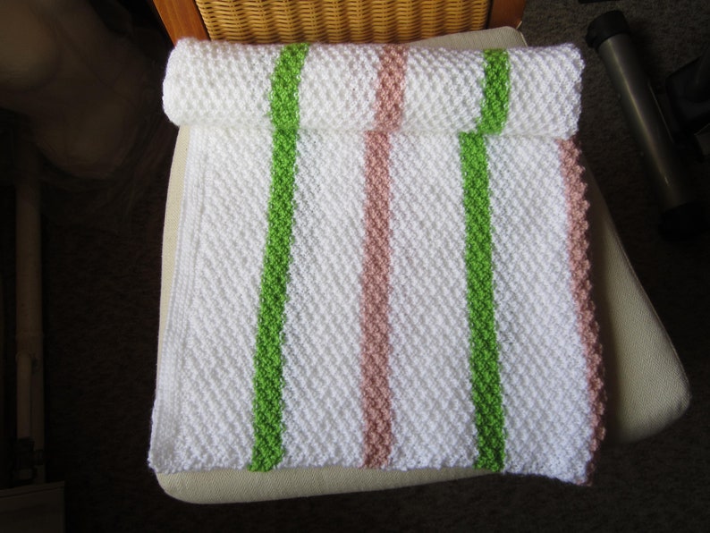 BABYDECKE Kuscheldecke Wolldecke Kinderwagendecke Taufe Geburt handgestrickt Bild 4