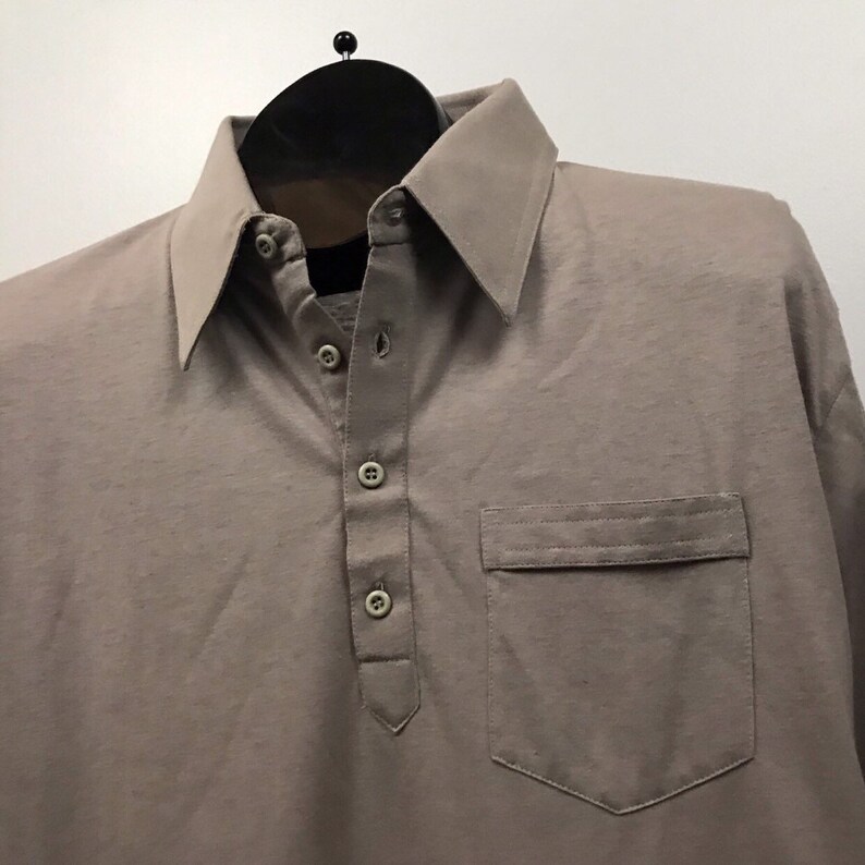 1970s Taupe Polo Shirt 70s NOS Four Button Polo Knitwear Shirt Casual Unworn Men/'s Medium