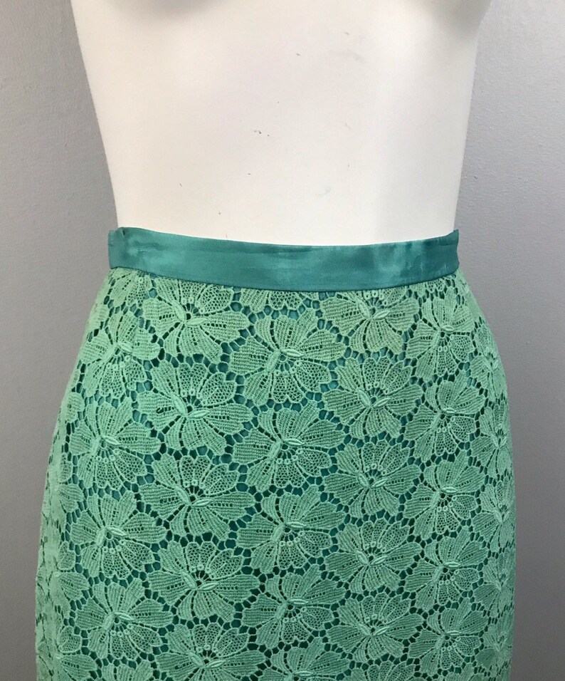 1960s Mini Skirt 60s Blue Green Floral Lace Style Embroidered Short Skirt Women\u2019s Small